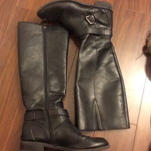 Size 7 1/2 Kenneth Cole boots